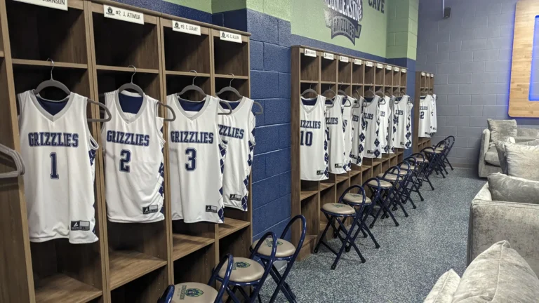 Gunderson MS (NV) Locker Stools 5